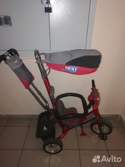 Трехколесный детский велосипед с ручкой бу