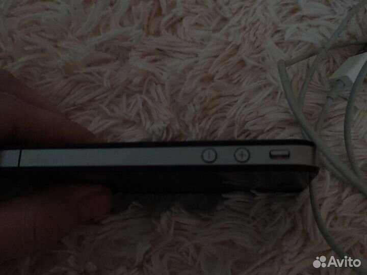 iPhone 4, 8 ГБ