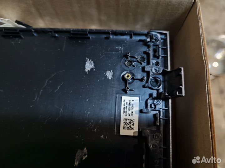 Крышка матрицы для ноутбука Acer с петлями