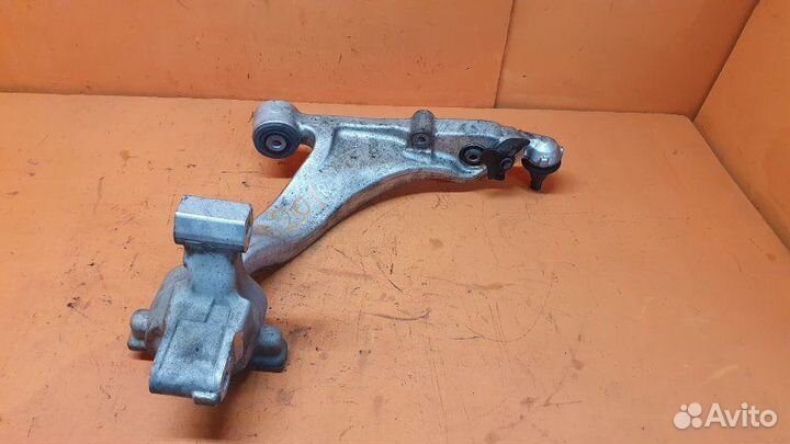 Рычаг подвески нижний передний правый Infiniti