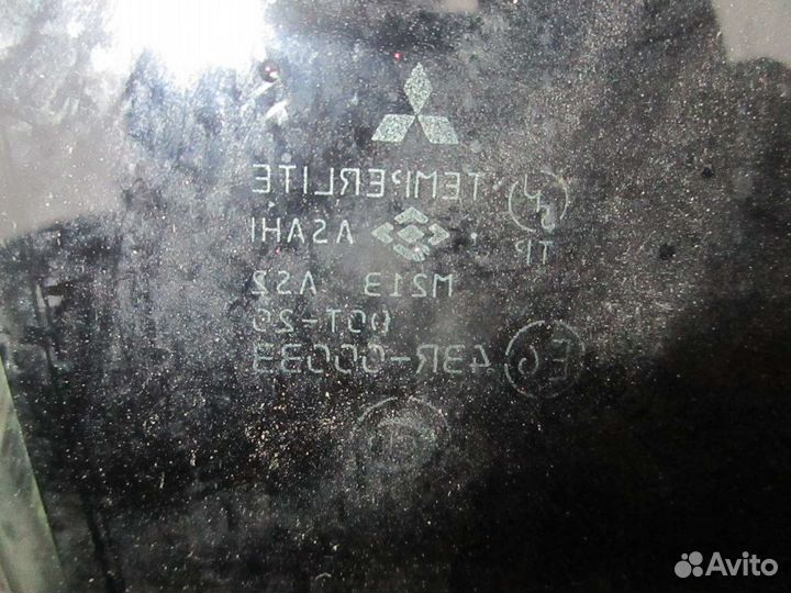 Стекло заднее правое Mitsubishi Galant 8