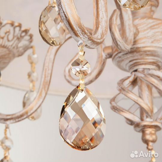 Подвесная люстра Eurosvet 10008/4 белый с золотом