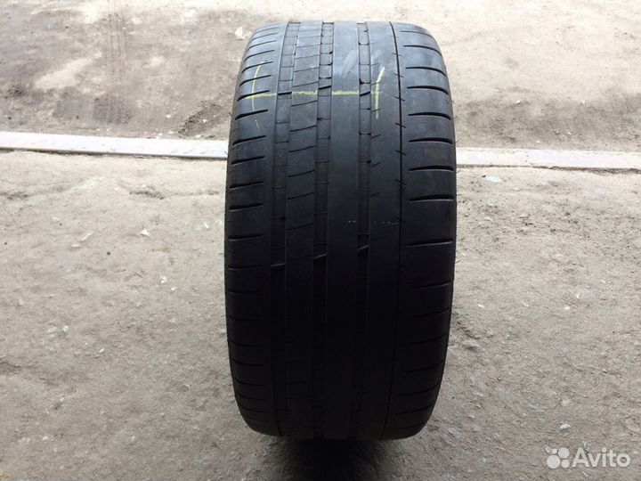 Michelin Pilot Super Sport 265/35 R19