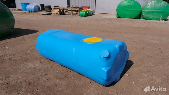 Емкости для воды 750 литров