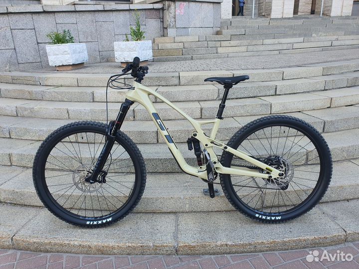 Велосипед gt force crb elite 29, M