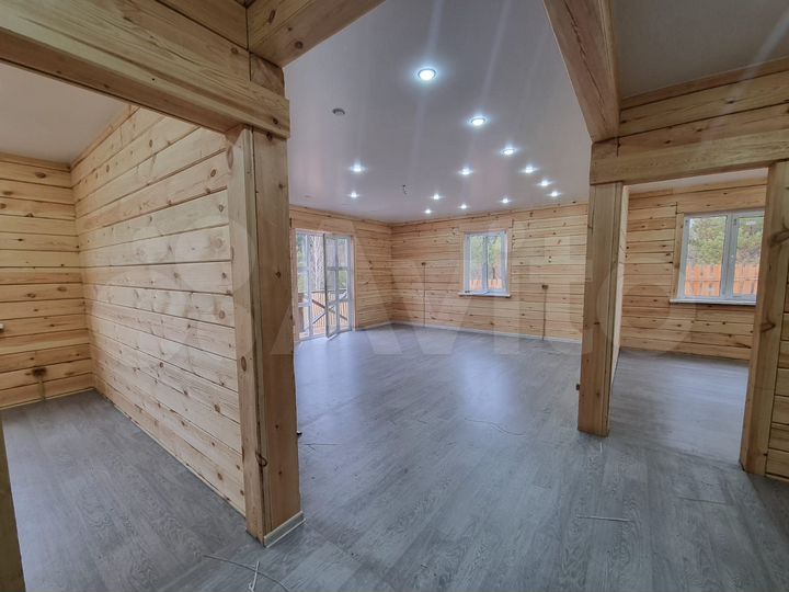 Дом 140 м² на участке 6 сот.