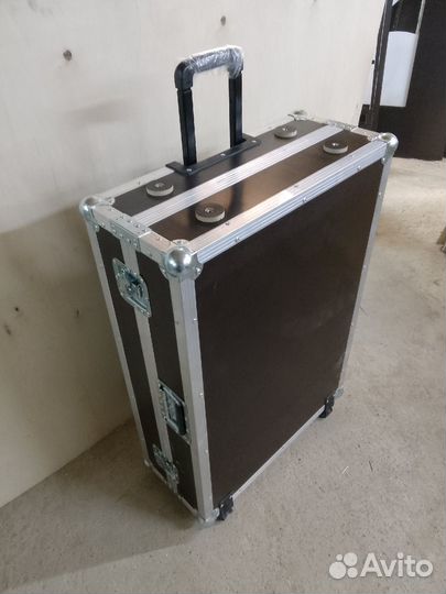 Барная стойка мобильная