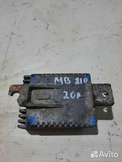 Блок управления вентилятором Mercedes Benz W210