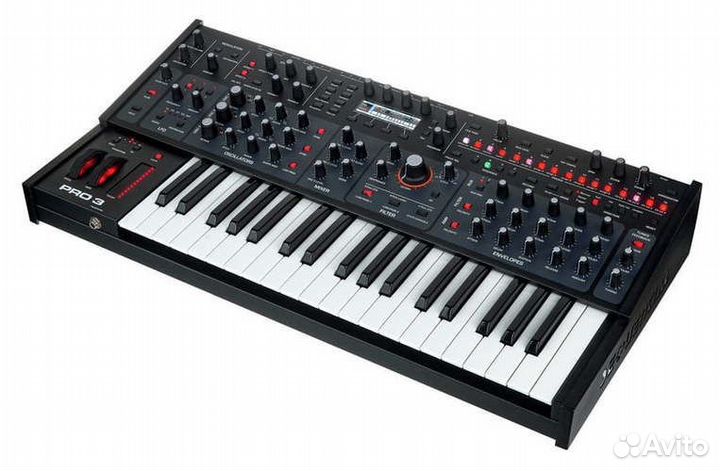 Синтезатор Sequential Pro 3 (с защитной крышкой)