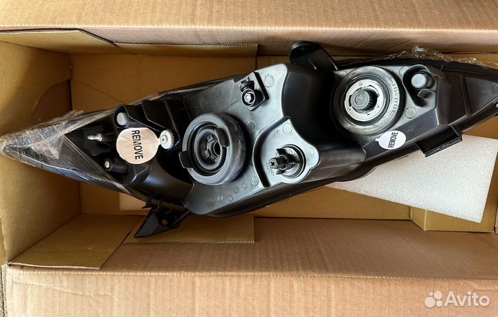 Фара левая/правая на toyota camry