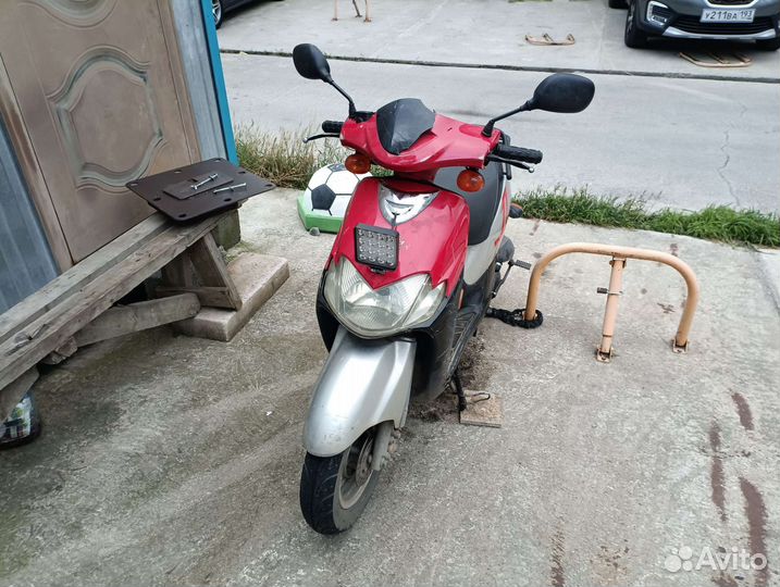 Продам китайский скутер