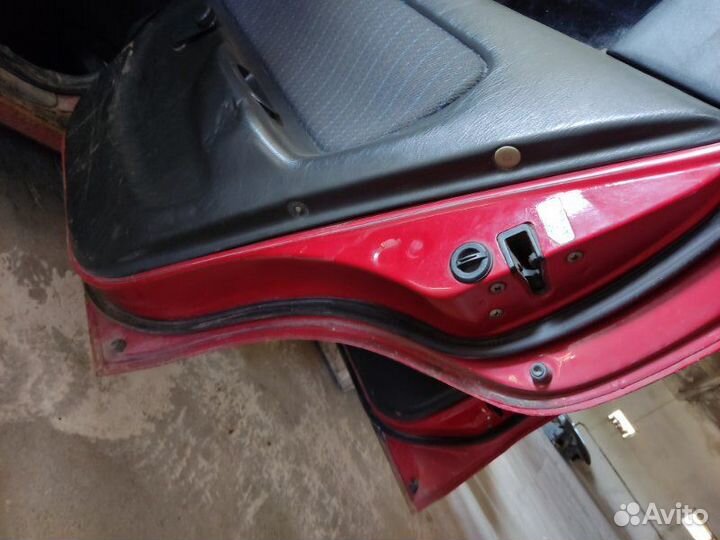 Дверь задняя правая Toyota Corolla (E100) хэтчбек