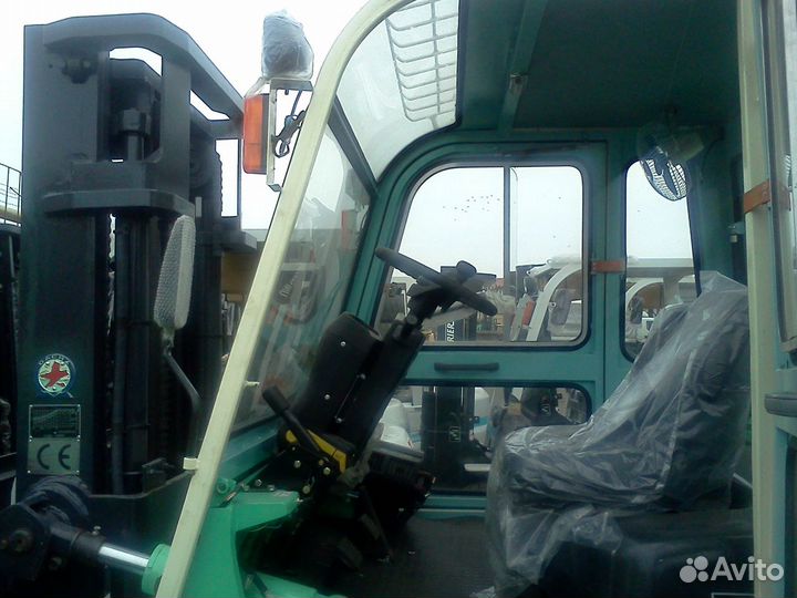 Вилочный погрузчик Dalian CPCD50FD, 2023