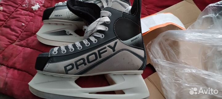 Коньки мужские 41 размер бу