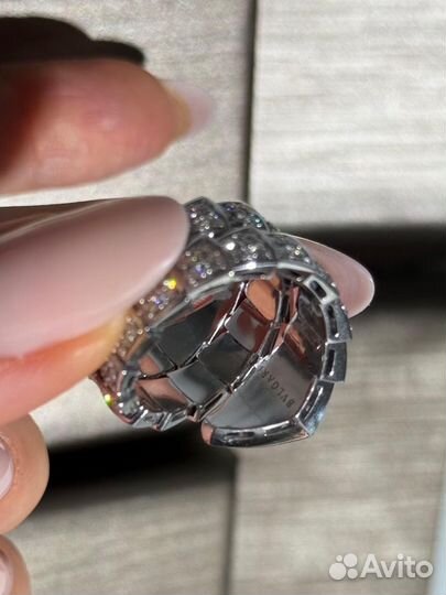 Кольцо bulgari serpenti 17 размер с бриллиантам
