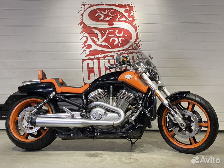 Harley Davidson V-Rod Muscle, 55000 км, 2011