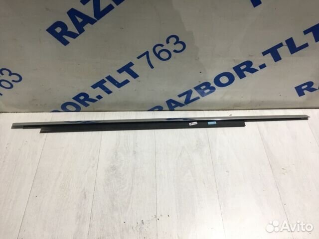 Уплотнитель стекла наружний audi A4 b8