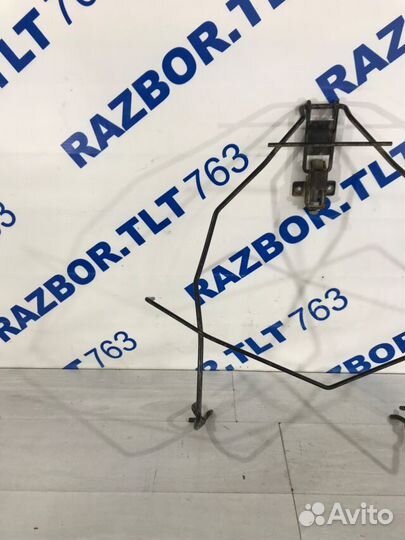 Крепление запасного колеса renault kaptur 1.6 CVT