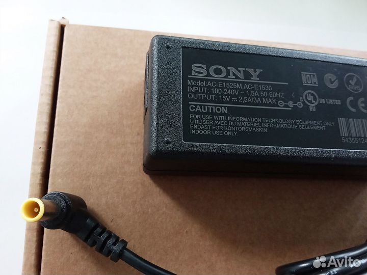 Блок питания Sony 15V 2.5A / 3A AC-E1525M AC-E1530