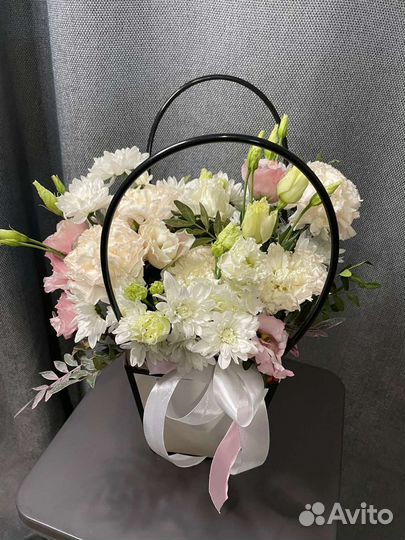 Цветы в коробке, композиция, доставка