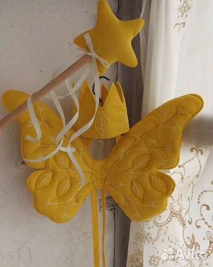 Набор для игр. Крылья, щит, корона, колпак, меч