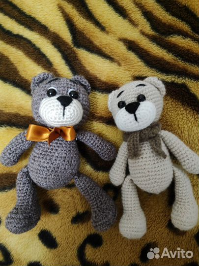Вязаные медвежата