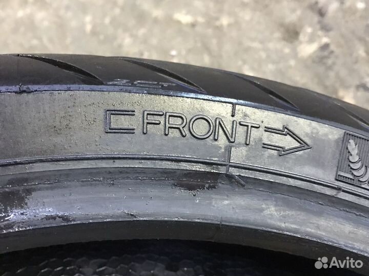 120/70/17 R17 michelin pilot road 2 (E13-2M)