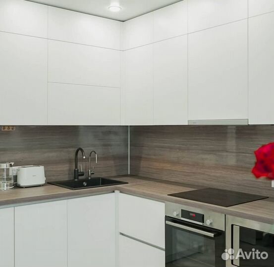 Кухня на заказ угловая