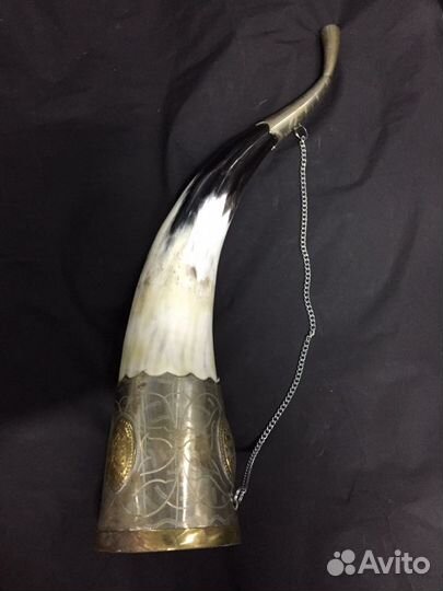 Рог для вина с декор.украшением(конец 1970-ых гг.)