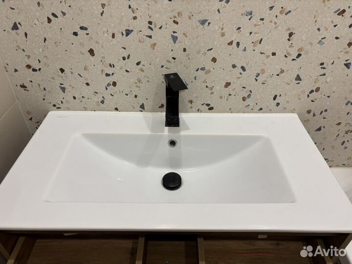 Тумба с раковиной для ванной бу