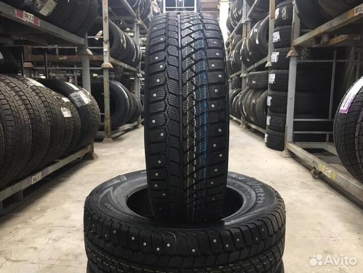 Viatti Brina Nordico V-522 205/65 R16 95T