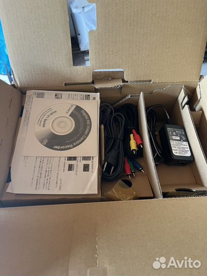 Видеокамера Sony HVR-V1E, новая