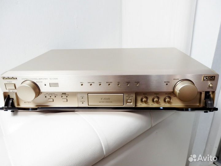 Предварительный усилитель Technics SU-C1010