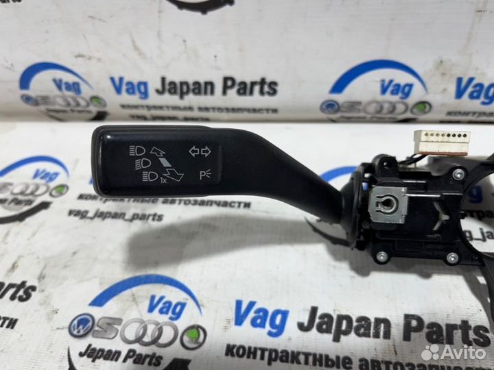 Подрулевой переключатель поворотников Volkswagen
