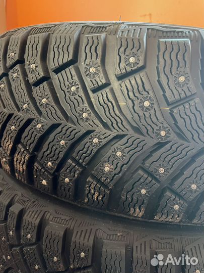 Michelin X-Ice North 4 185/65 R15 92T