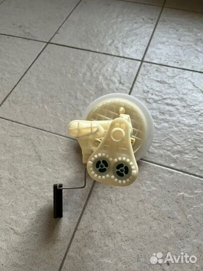 Датчик уровня топлива Mercedes-Benz Ml 63Amg W166