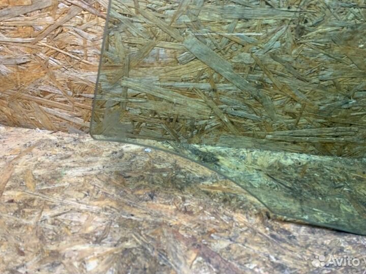 Стекло двери переднее левое Mercedes-Benz Gle W166