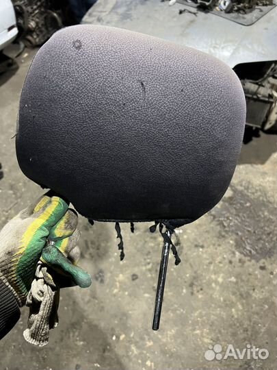 Подголовник terios