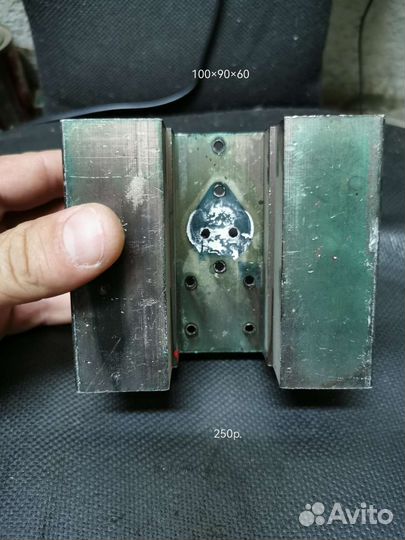 Продам радиаторы для транзисторов