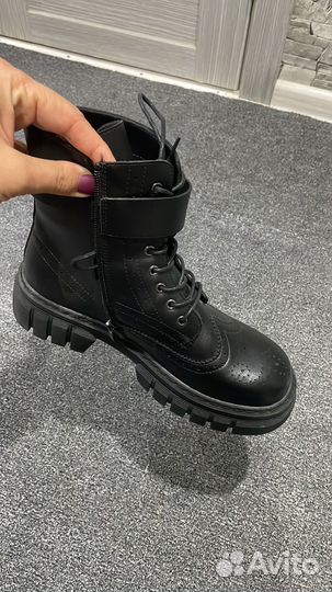 Ботинки женские