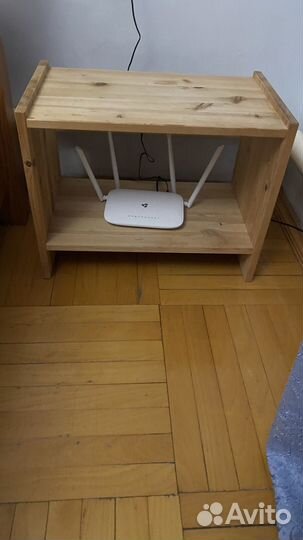 Тумбочка деревянная
