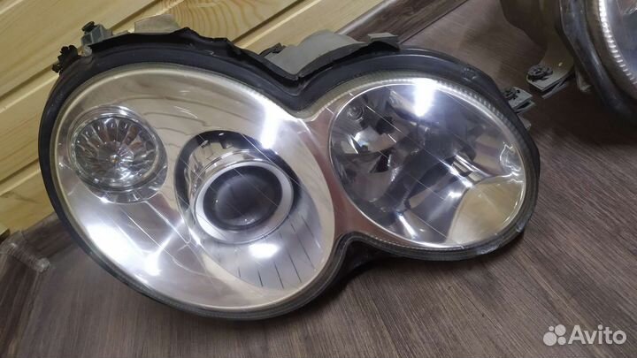 Фары биксенон (пара) Mercedes w203 купе
