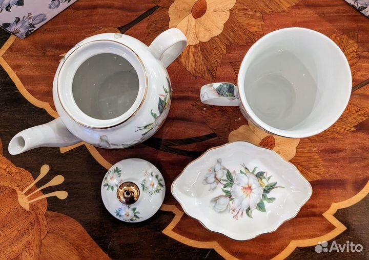 Чайная пара с чайником (фарфор)