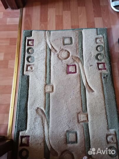 Две ковровые дорожки