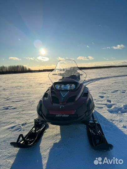 Продам BRP SkiDoo Expedition TUV V-1300