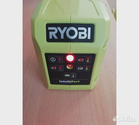 Зарядное устройство Ryobi RC18115