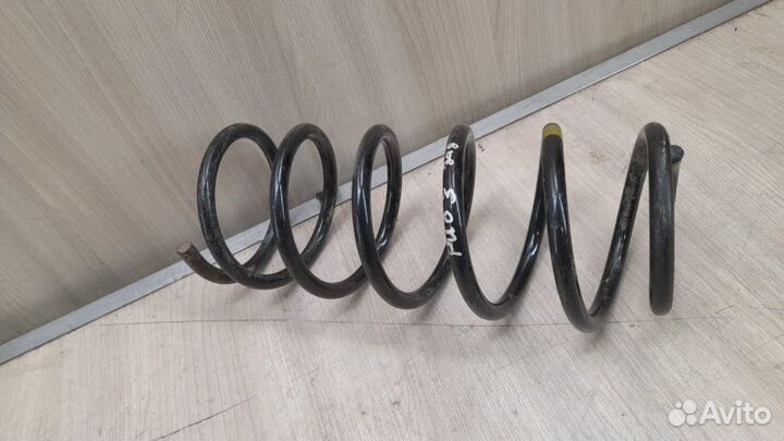 Пружина задняя Kia Rio 3 2013