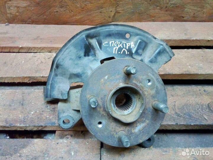 Кулак передний левый Kia Spectra 1.6 2001-2017