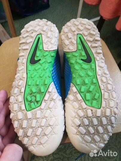 Бутсы сороконожки Nike Phantom rus 35,eur 36