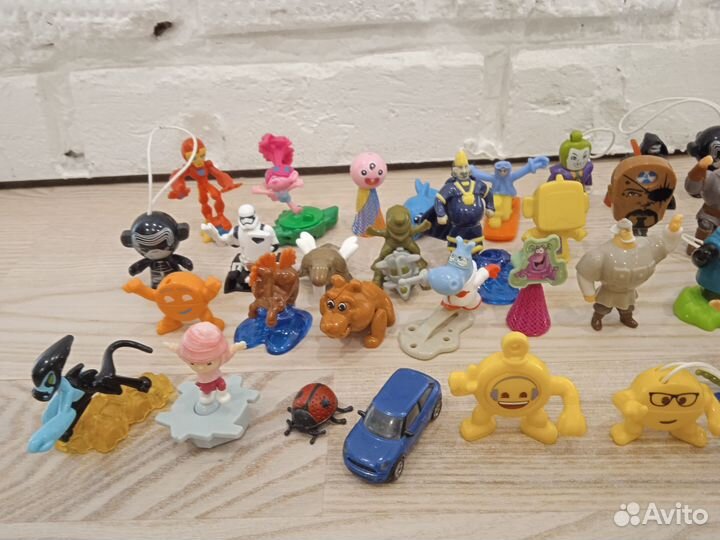 Игрушки Kinder surprise торг уместен